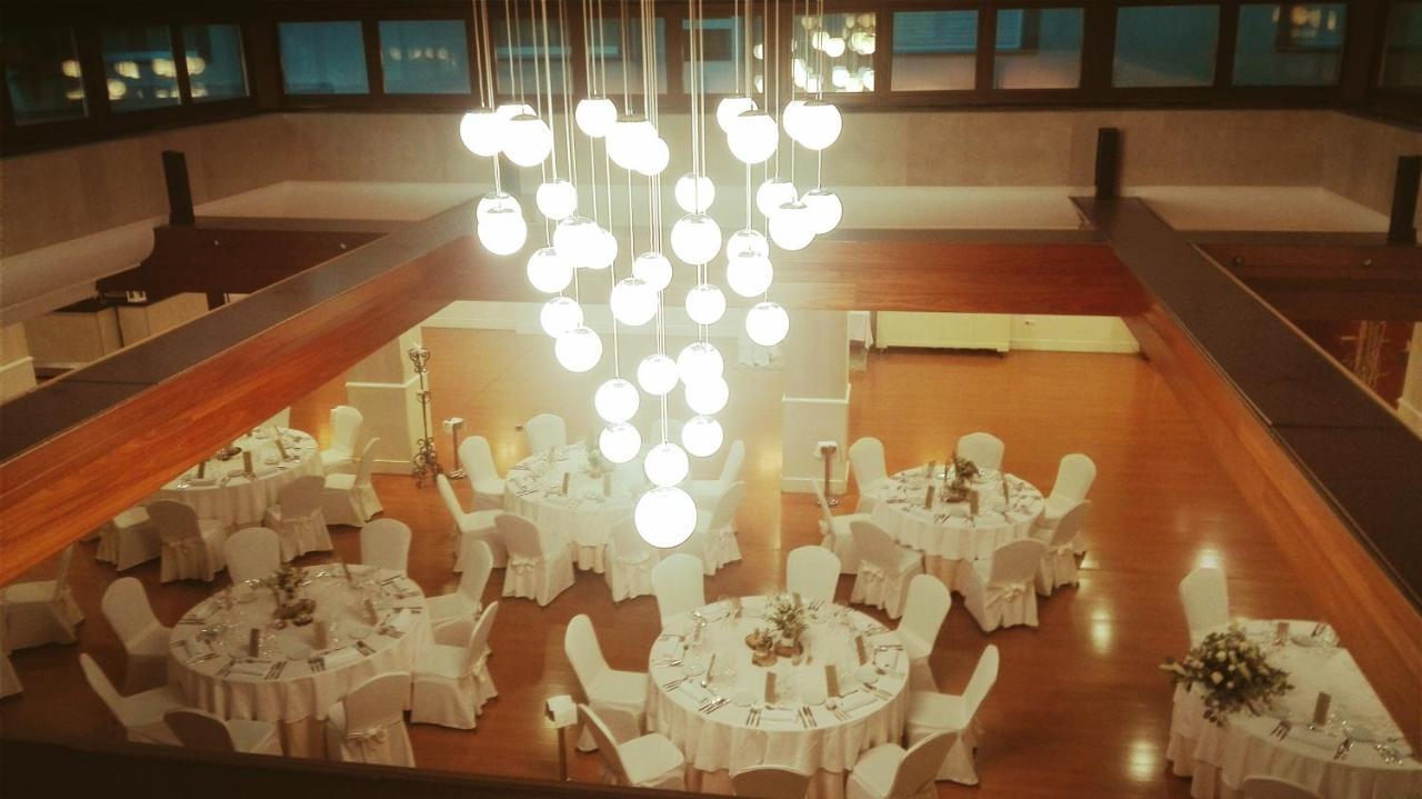 Fc Infantas De Leon Hotel Eksteriør billede